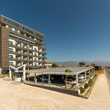 Otel Artes
